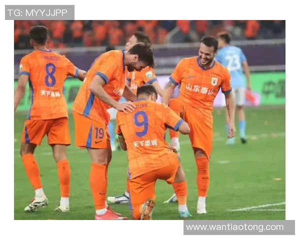 克雷桑穿针引线！山东泰山或考虑引入葡超中场，球迷却以为担负太重